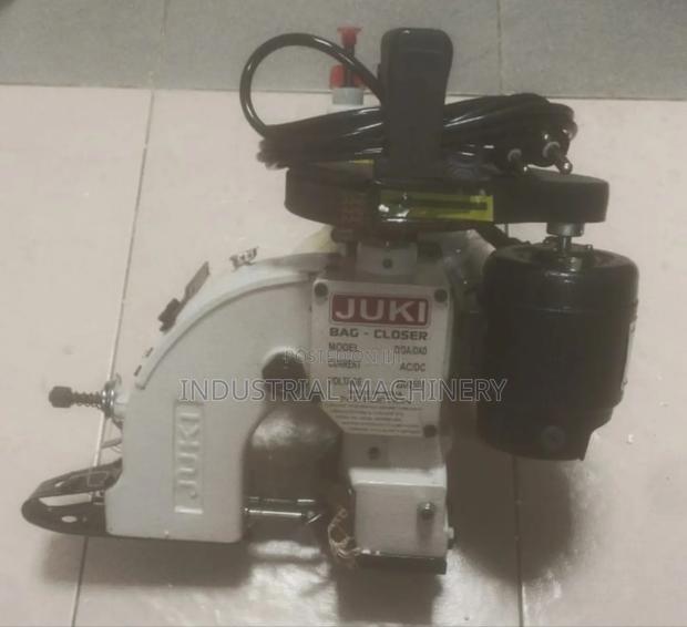 Bag Closer Machine - main view