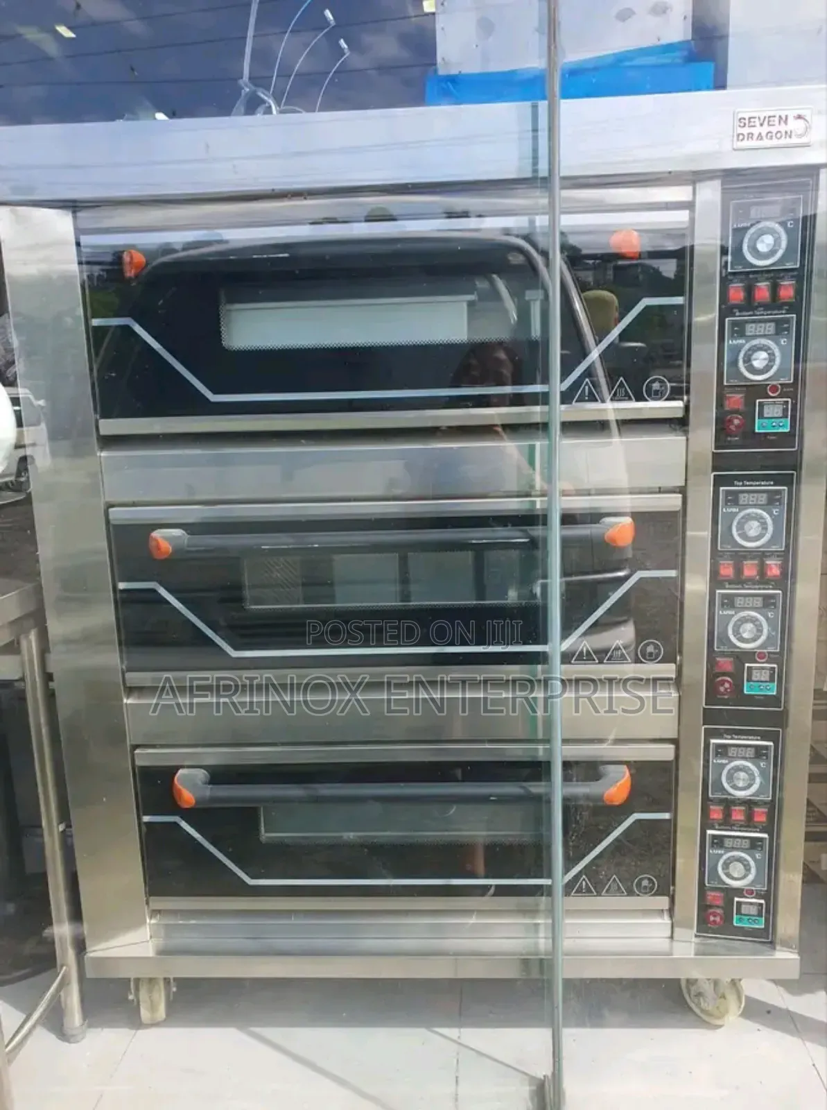 Brand New 3 Deck Commercial Bakery Oven. 9 Trays, 3 Phase Oven