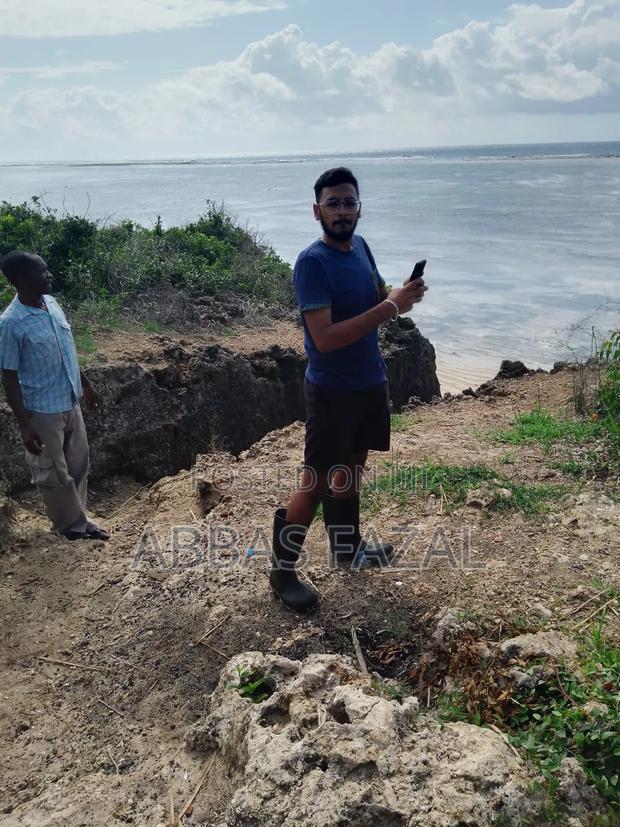 Tiwi Beach South Coast - thumbnail 7