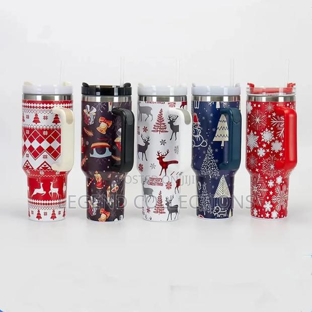 *Christmas Theme Stanley Cups - main view