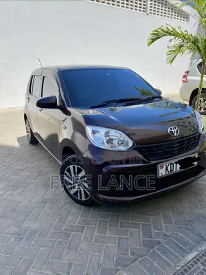 Toyota Passo 1.0 FWD 2017 Brown