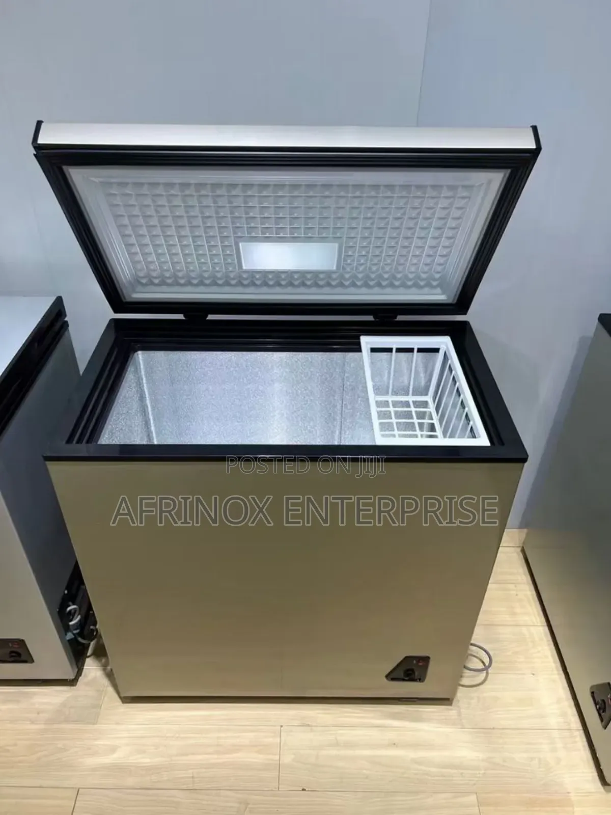 100 LTRS Chest Deep Freezer