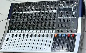Pro Mixer Kv120 12 Channel Powered Mixer