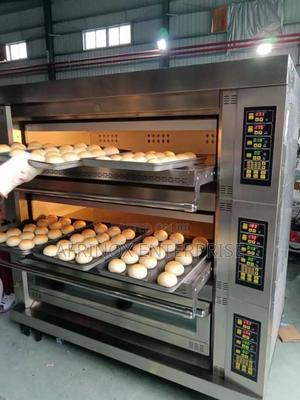 6-Tray 3-Deck Oven – Perfect for BakeriesDurable and Efficient. - thumbnail 2