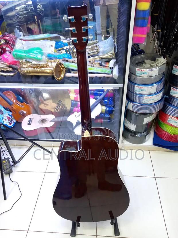 Ibanez Acoustic Guitar Size 40 - thumbnail 3