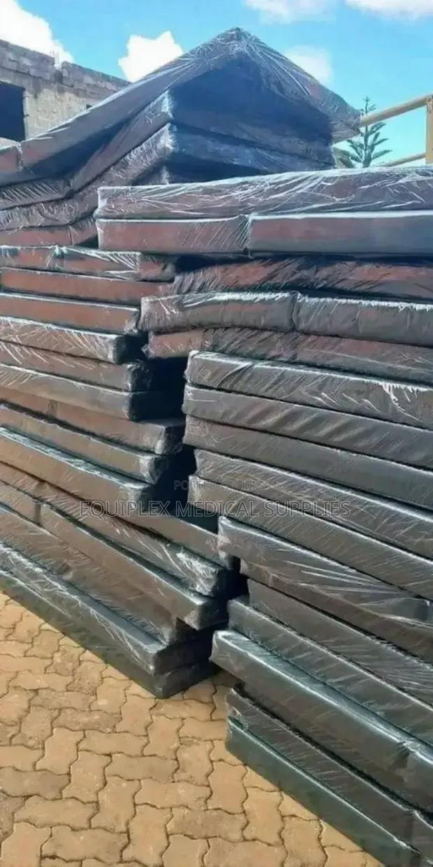 Single Crank Hospital Matress With Mackintosh - main view