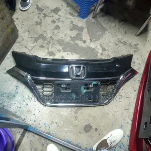 Honda Vezel Grill 2014/2017