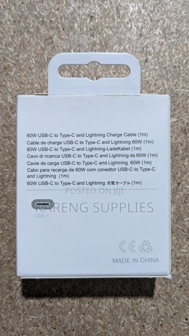 Usb-C to Type-C and Lightning - thumbnail 3