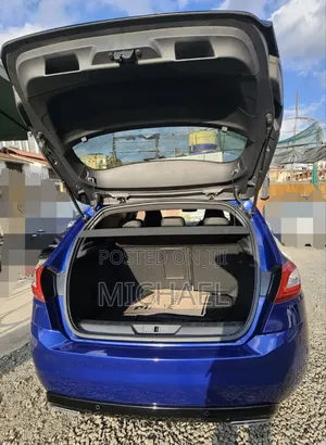 Peugeot 308 2017 Blue