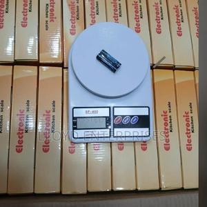 Digital Kitchen Scale-Battery Operated - thumbnail 2