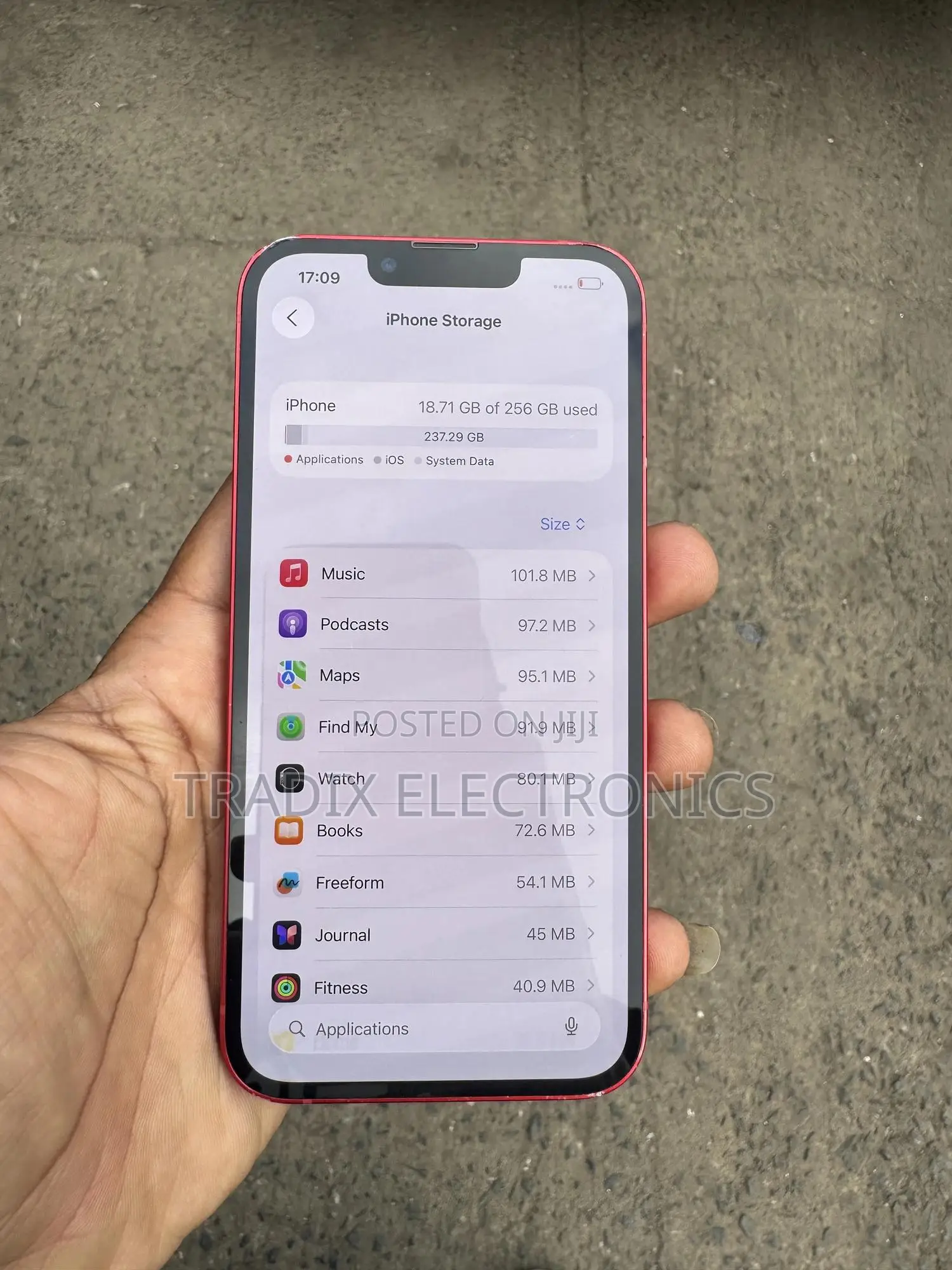 Apple iPhone 13 256 GB Red