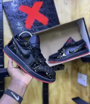 Black Jordan-1 Wetlook Size 38-46