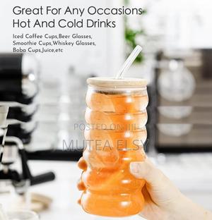 Borosilicate Ripple Wave Glass Cup With a Bamboo Lid - thumbnail 2