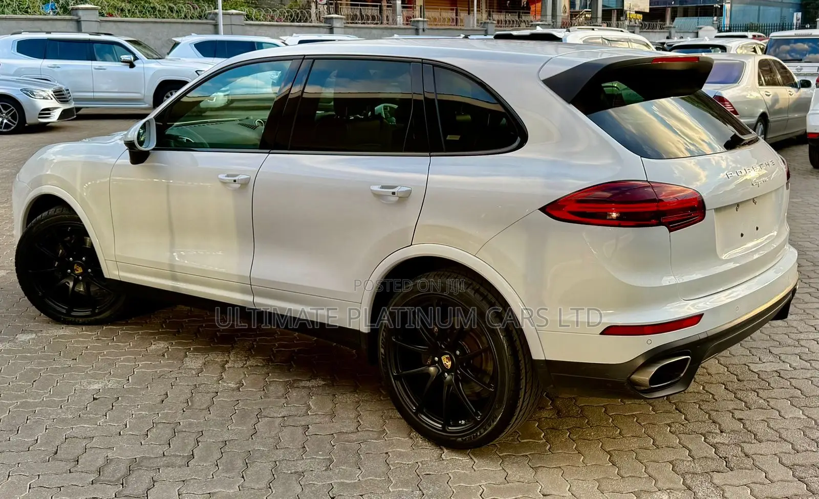 Porsche Cayenne Platinum Edition AWD 2018 White
