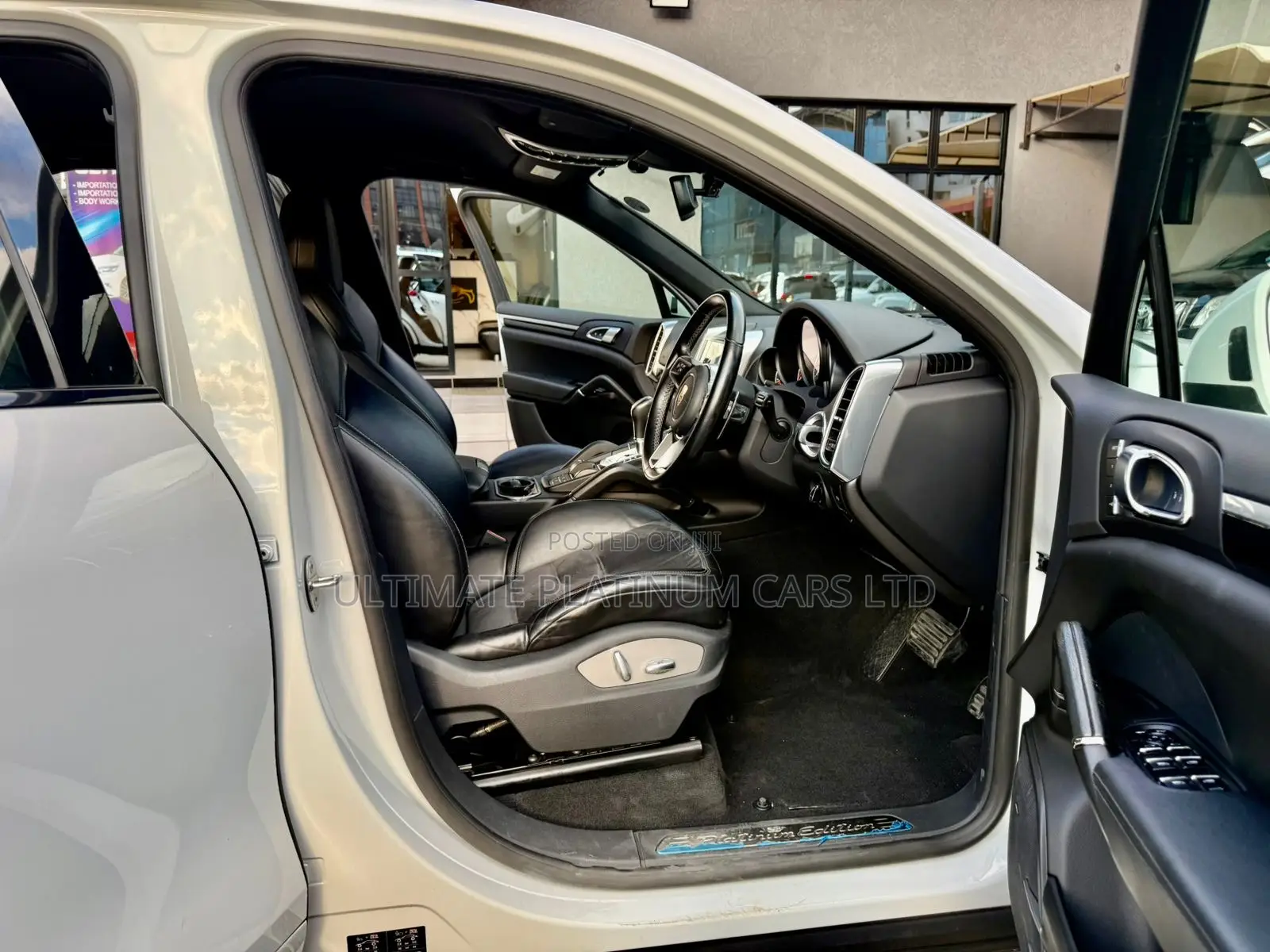 Porsche Cayenne Platinum Edition AWD 2018 White