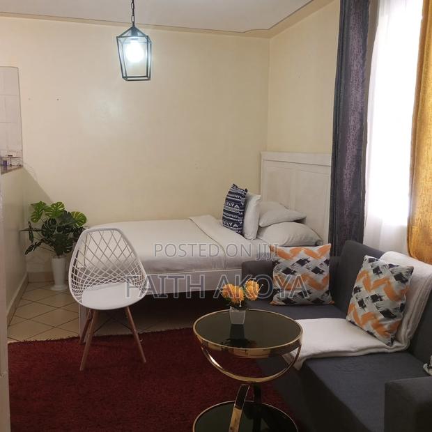 Studio Airbnb - main view