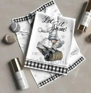 Quality 3 PCS White Christmas Themed Kitchen Towels*