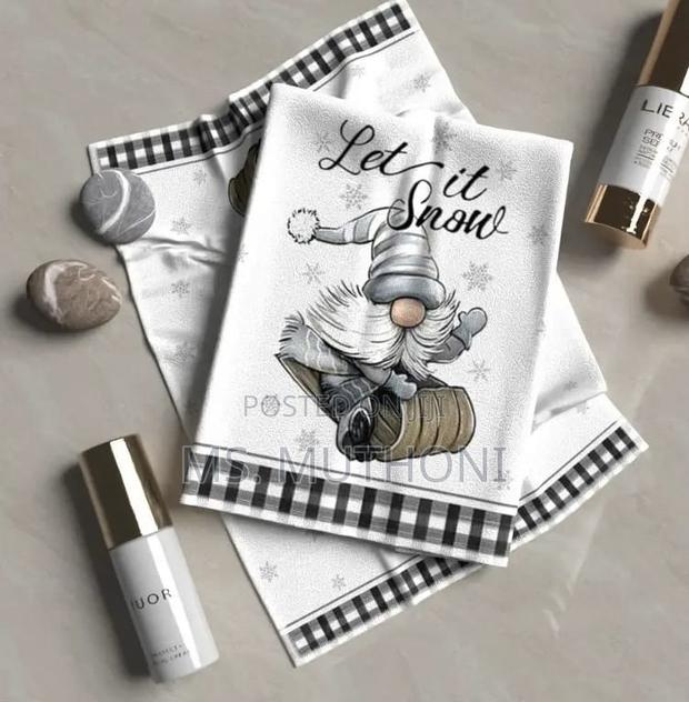 Quality 3 PCS White Christmas Themed Kitchen Towels* - thumbnail 3