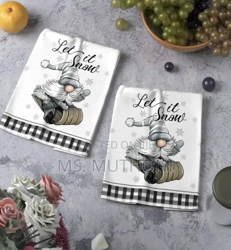 Quality 3 PCS White Christmas Themed Kitchen Towels*