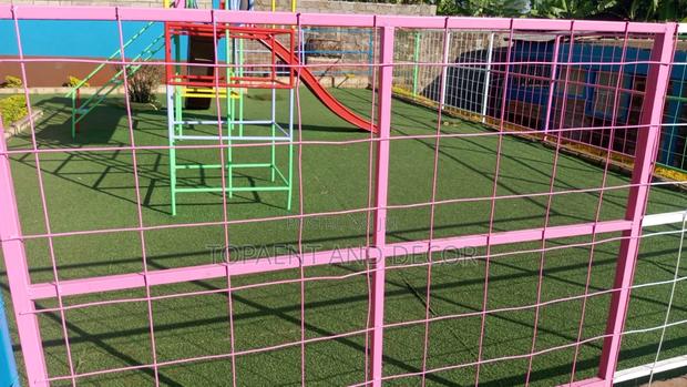 Decorative Green Grass Carpet for Compounds - main view