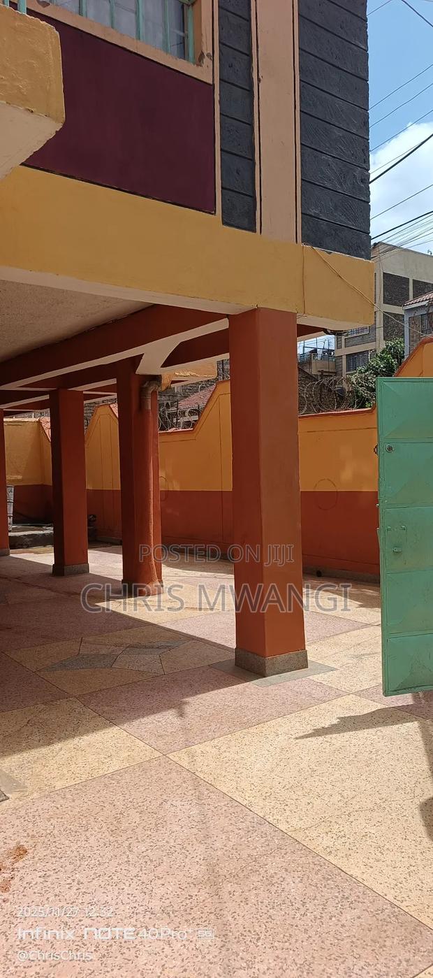 2bdrm Block of Flats in Season Street, Seasons Estate for sale - thumbnail 5