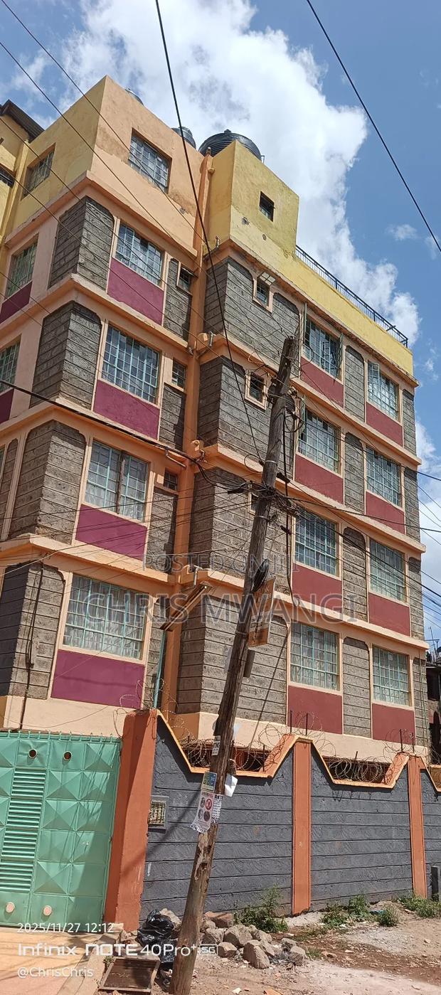 2bdrm Block of Flats in Season Street, Seasons Estate for sale - thumbnail 11