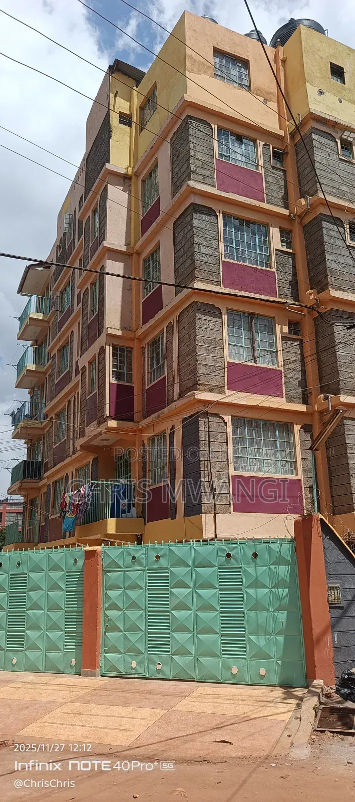 2bdrm Block of Flats in Season Street, Seasons Estate for sale