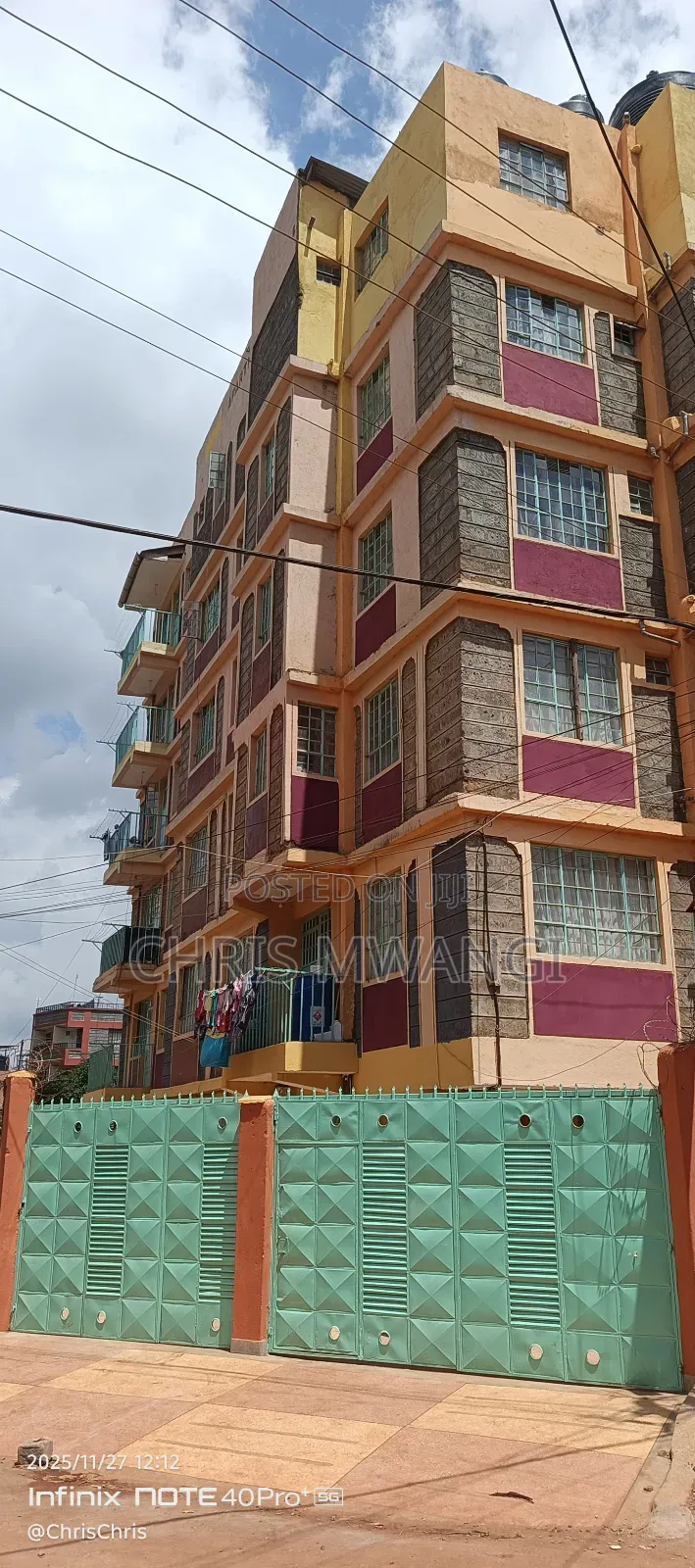1bdrm Block of Flats in Season Estate for sale