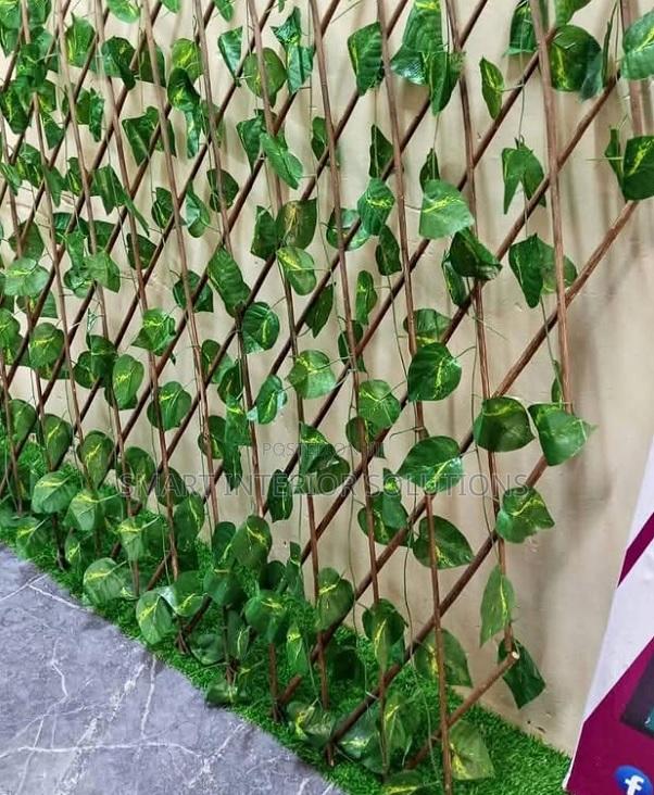 Stretchable Artificial Fence - main view