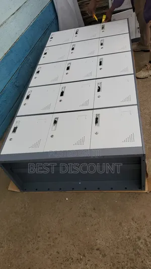 Gym Compartments / 15 Door Filling Cabinets