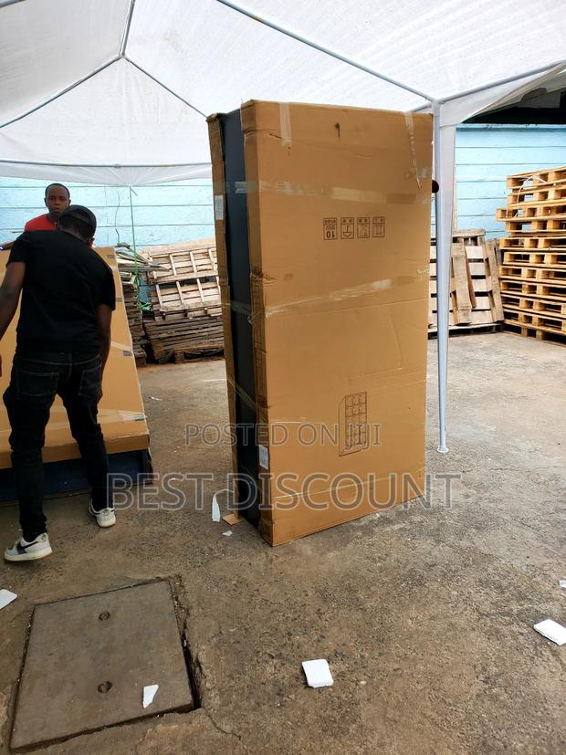 Modern Gym Storage Compartments - thumbnail 2