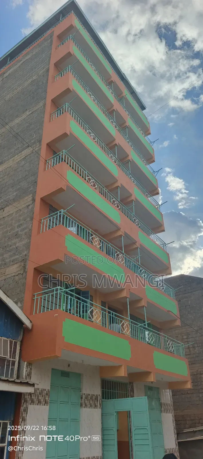 1bdrm Block of Flats in Kibute Estate, Thika for sale