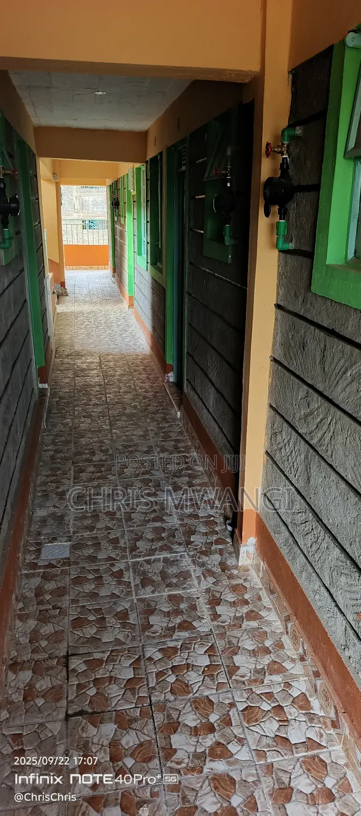 1bdrm Block of Flats in Kibute Estate, Thika for sale