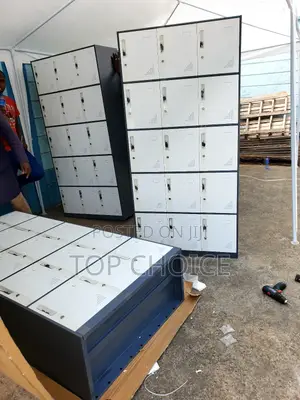 15 Door Gym Cabinets
