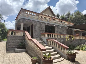 4bdrm Maisonette in Kerarapon Drive, for rent
