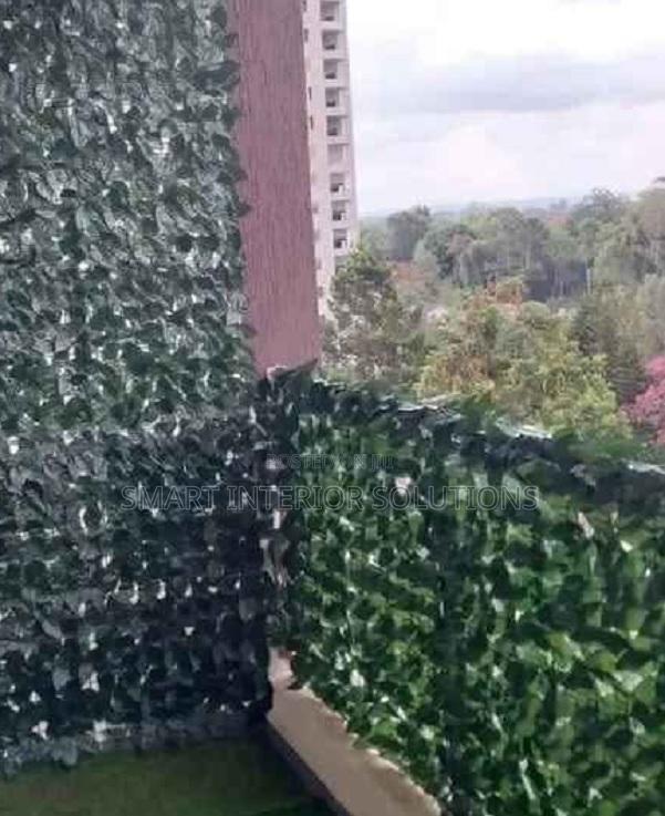 Home Artificial Fence - main view