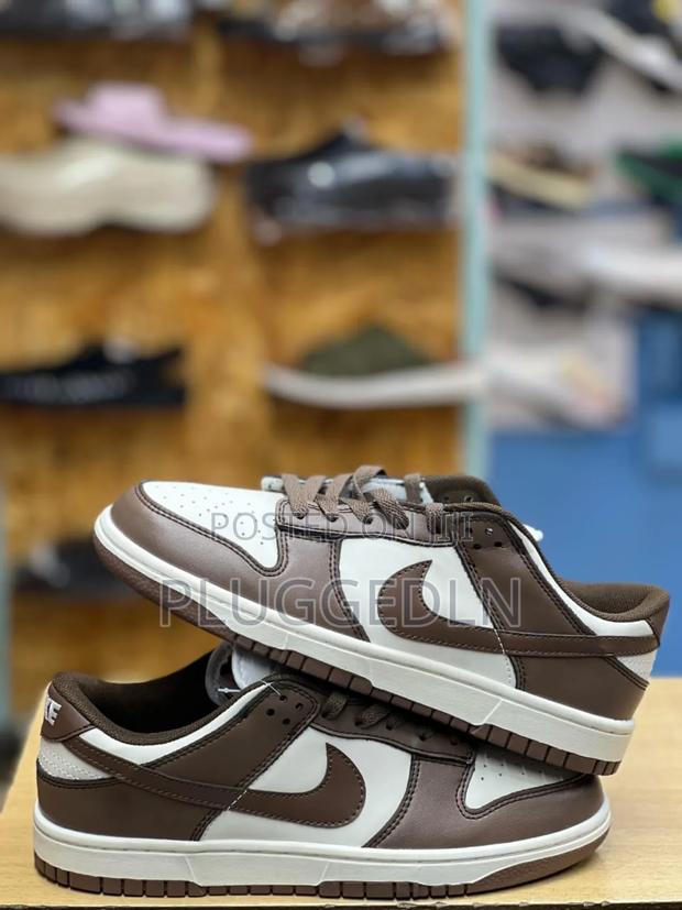 Nike Dunk Low "Cacao Wow" Sneaker - main view