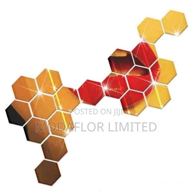 Easy-Stick Hexagon Mirrors for Home Walls - main view