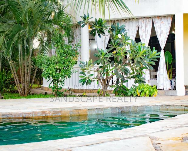 2 Bedroom House Opposite Carrefour
