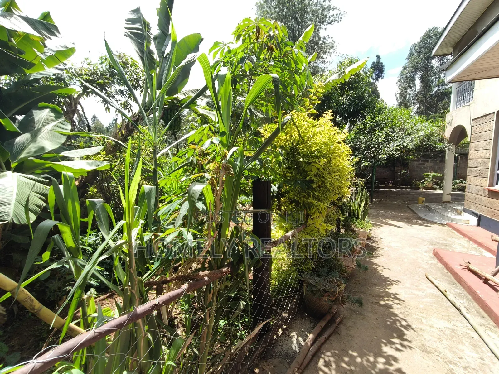 4bdrm Maisonette in Kerarapon Drive, Ngong for rent