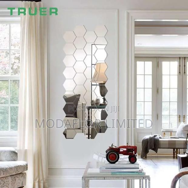 Trendy Hexagon Acrylic Wall Decor for Homes