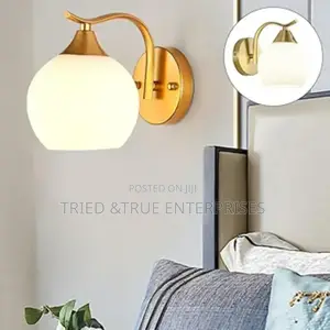 Modern Golden Wall Light, Iron Glass Bedside Lamp Hf5t