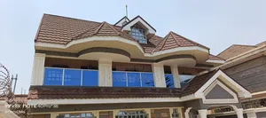 5bdrm Mansion in Membley Street for sale