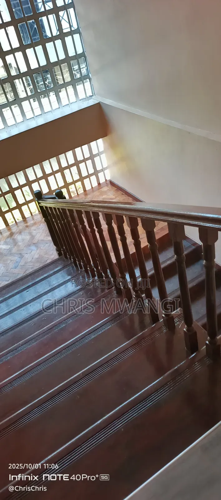 5bdrm Mansion in Membley Street for sale