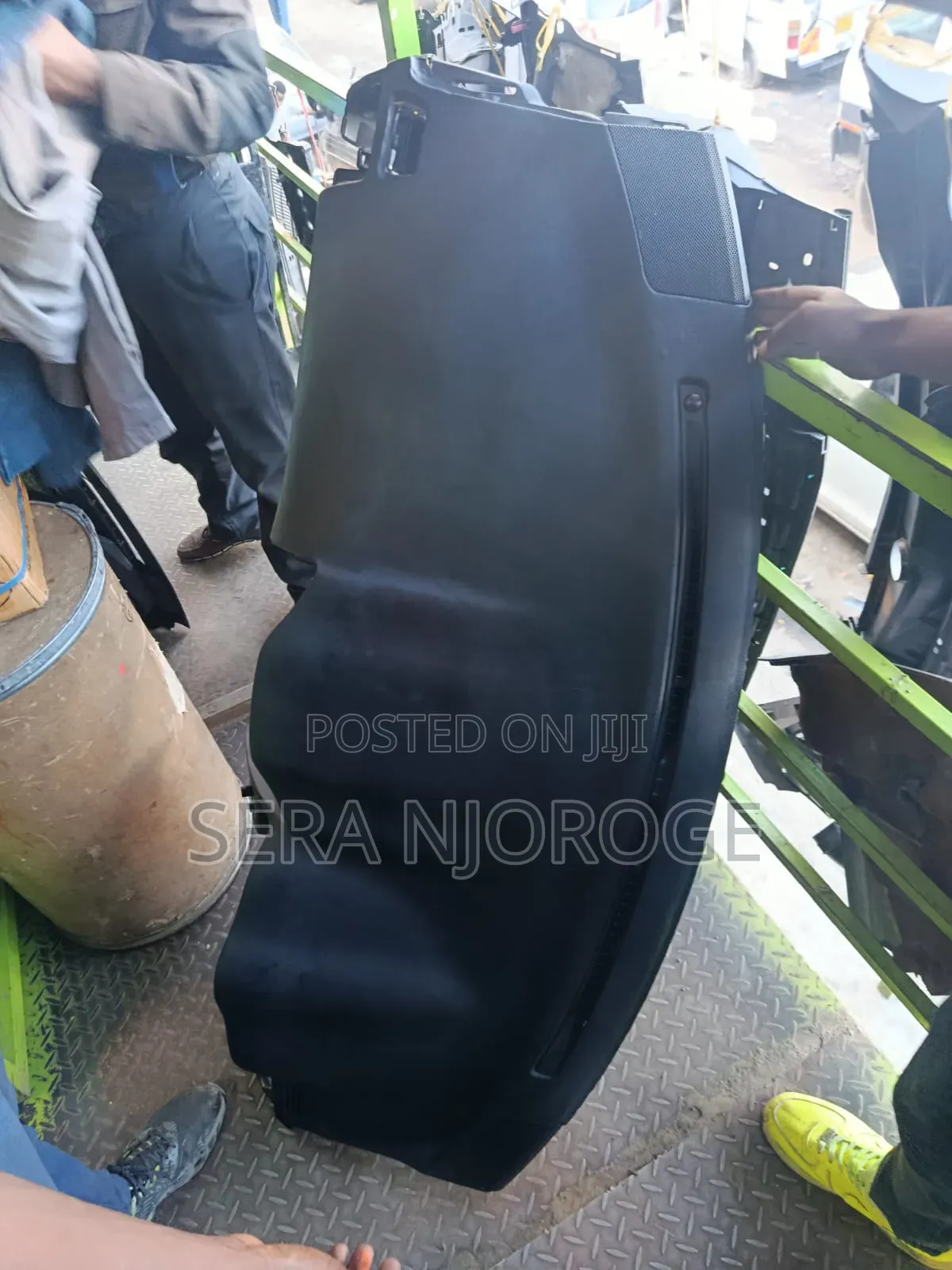 Dashboard Harrier 240