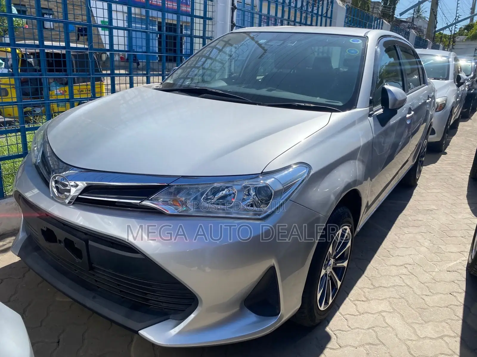 Toyota Axio 2018 Silver
