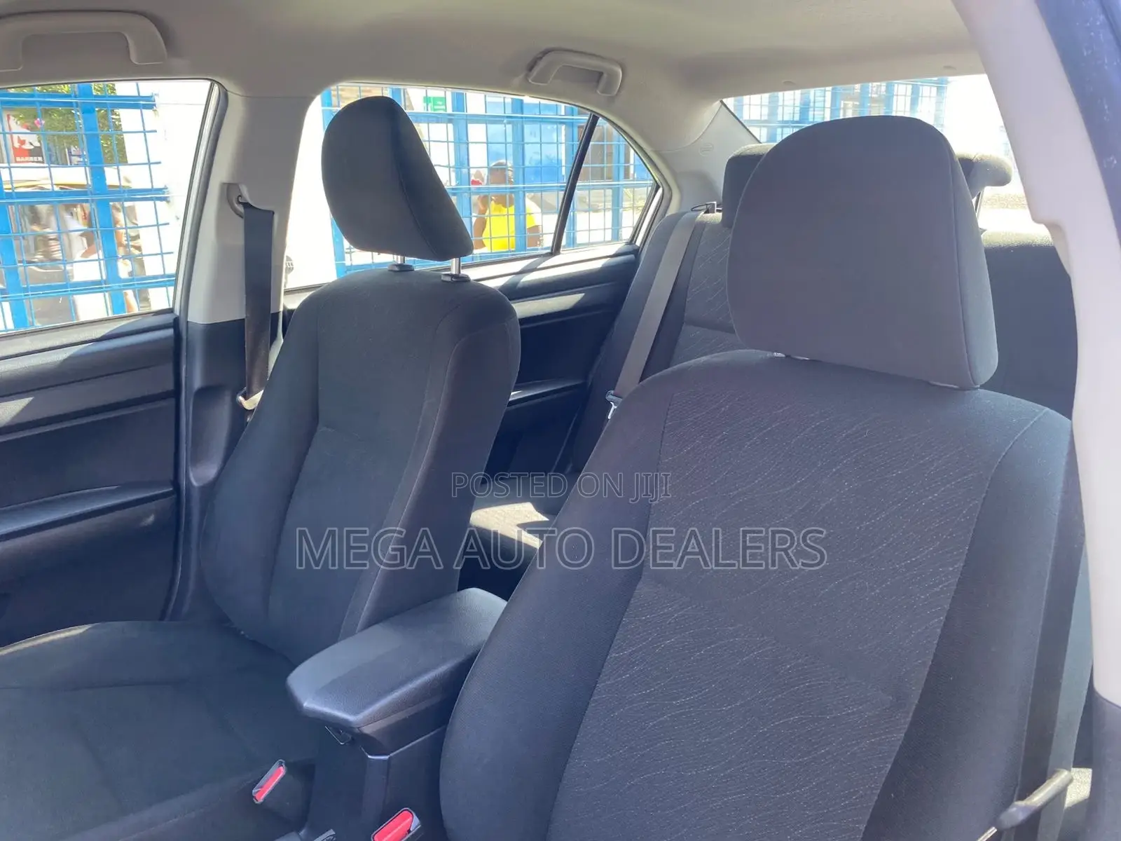Toyota Axio 2018 Silver
