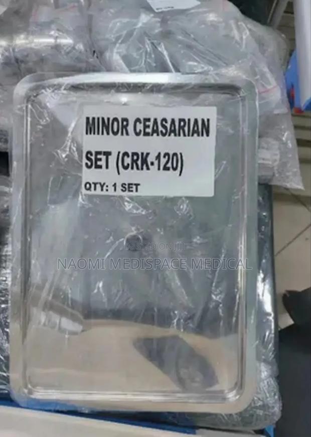 Minor Ceasarian Set - main view
