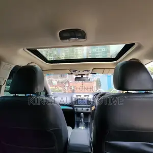 Subaru Outback 2.5i Premium AWD 2018 Gray