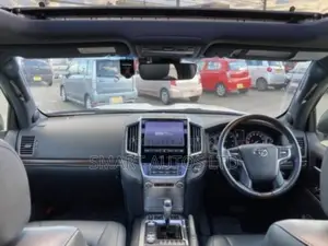 Toyota Land Cruiser 4.6 V8 ZX 2016 White